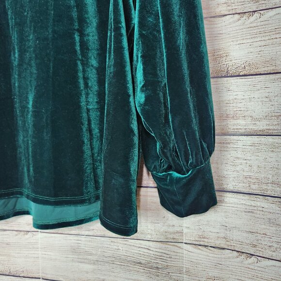 Modcloth Crushed Velvet Blouse Long Sleeve Beyond Basic Green Top Size 2X - Picture 14 of 14